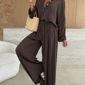 Sleek Wide-Leg Pants — Dark Brown
